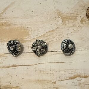 Silver and Black Ginger Snaps